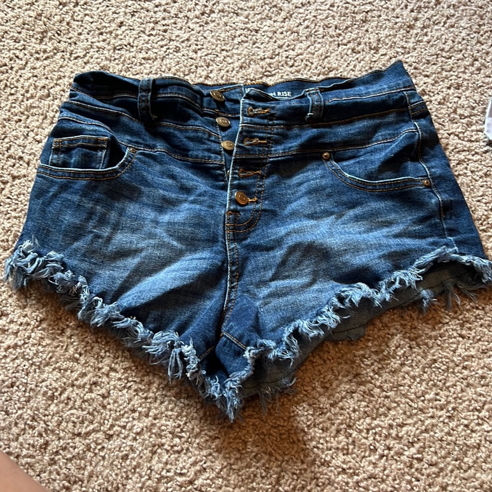 Woman’s shorts
